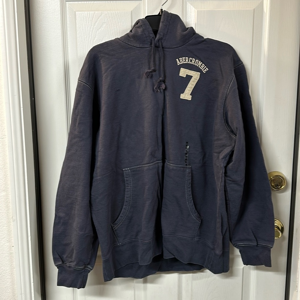 Men’s Abercrombie & Fitch logo hoodie